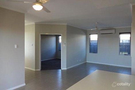 Property photo of 4 Emu Link Baynton WA 6714