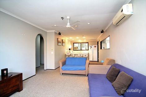 Property photo of 2/305 Government Road Labrador QLD 4215