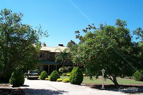 Property photo of 1 Jillara Court Lesmurdie WA 6076