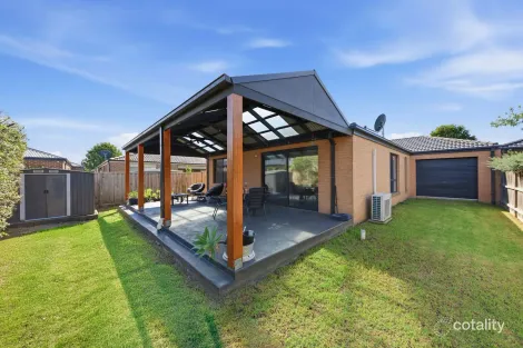 Property photo of 22 St Clair Avenue Cranbourne West VIC 3977