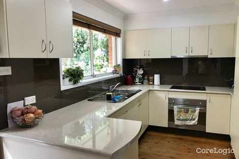 Property photo of 10 Robert Street Kanahooka NSW 2530