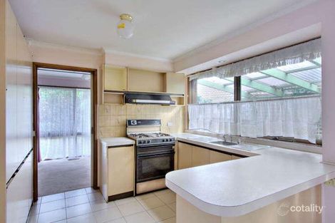 Property photo of 19 Broadwalk Grove Endeavour Hills VIC 3802