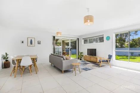 Property photo of 133 Malibu Drive Bawley Point NSW 2539