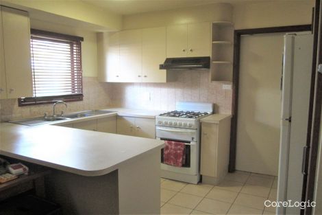 Property photo of 68 Dobell Avenue Sunbury VIC 3429