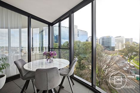 Property photo of 608/8 Bowen Crescent Melbourne VIC 3004