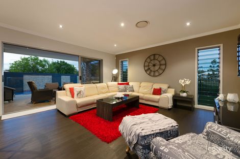 Property photo of 2 Brinley Place Sinnamon Park QLD 4073