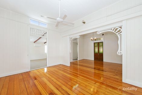 Property photo of 46 Chiswick Road Bardon QLD 4065