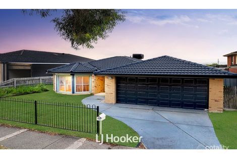 Property photo of 10 Strabane Way Hampton Park VIC 3976