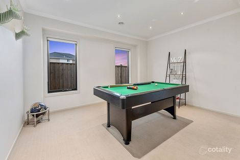 Property photo of 30 Spraypoint Drive Point Cook VIC 3030