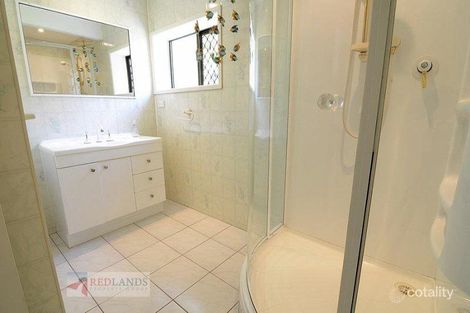 Property photo of 20 Vine Street Redland Bay QLD 4165
