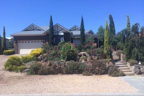 6 Kurung Ct W, Gisborne, VIC 3437