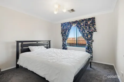 Property photo of 16 Weal Place Windradyne NSW 2795