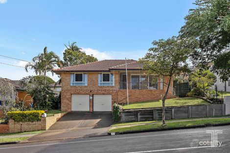 Property photo of 16 Cresthaven Drive Mansfield QLD 4122
