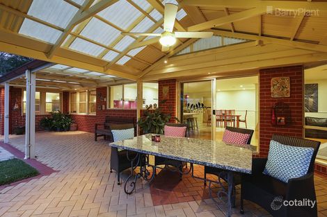 Property photo of 10 The Oaks Croydon VIC 3136