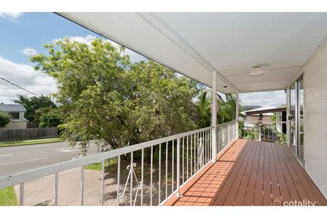 Property photo of 4 Ferny Way Ferny Hills QLD 4055