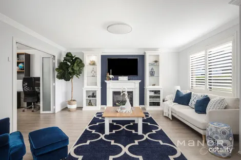 Property photo of 4 Starlight Place Beaumont Hills NSW 2155