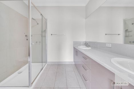 Property photo of 13 Beaconsfield Lane Caroline Springs VIC 3023