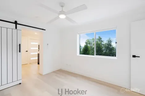 Property photo of 56 Bareki Road Eleebana NSW 2282