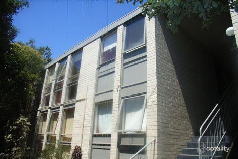 Property photo of 15/37 Nepean Highway Elsternwick VIC 3185
