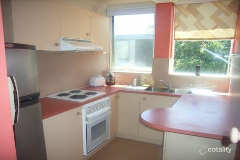 Property photo of 15/37 Nepean Highway Elsternwick VIC 3185