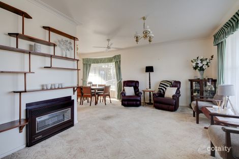 Property photo of 12 Floral Place Warrnambool VIC 3280