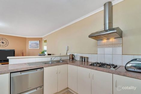 Property photo of 12 Otway Green Caroline Springs VIC 3023