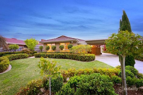 Property photo of 13 Eyre Close Rowville VIC 3178
