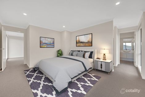 Property photo of 76 Noorat Place Cranbourne North VIC 3977
