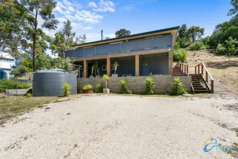 Property photo of 87 Toorak Avenue Loch Sport VIC 3851
