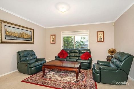 Property photo of 5 Active Place Beaumont Hills NSW 2155