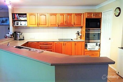 Property photo of 20 Benjamin Place Sinnamon Park QLD 4073