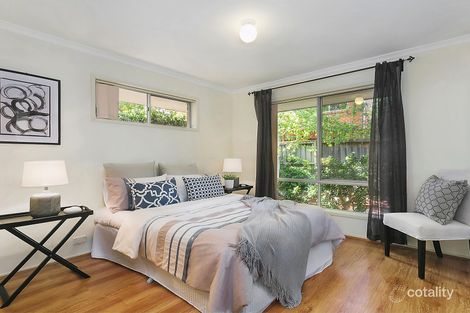 Property photo of 42 Sandon Circuit Forest Hill VIC 3131