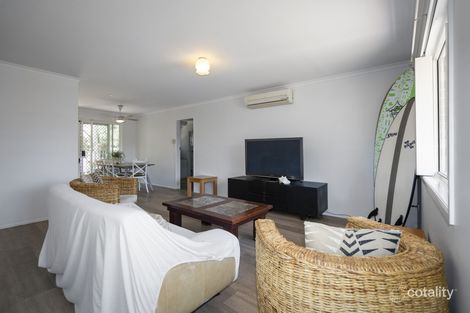Property photo of 1/17 Thabeban Street Avenell Heights QLD 4670