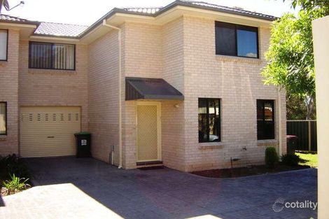 Property photo of 5/2 Baldwin Avenue Glenfield NSW 2167