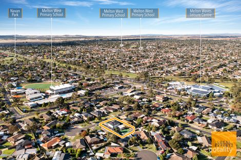 Property photo of 3 St John Place Melton West VIC 3337