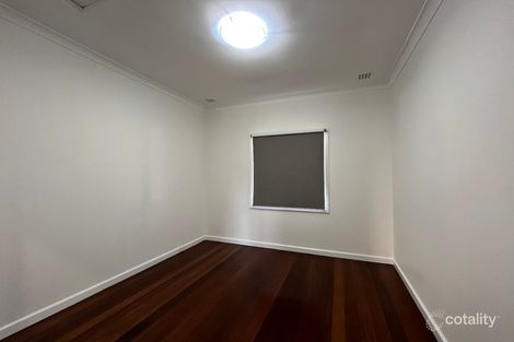 Property photo of 16 Elshaw Street Queens Park WA 6107