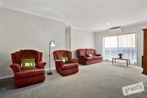 Property photo of 2 Manhattan Mews Narre Warren VIC 3805