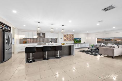 Property photo of 3 Sikes Road Clyde North VIC 3978