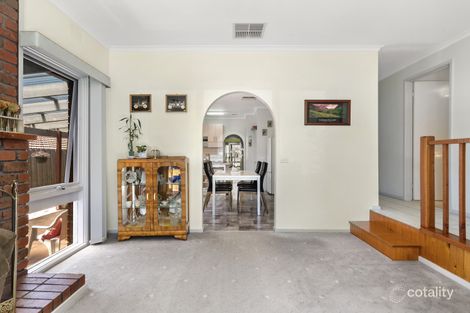 Property photo of 28 Raphael Crescent Frankston VIC 3199