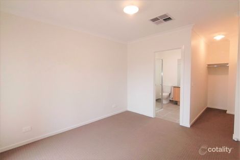 Property photo of 20 Lexington Parade Berwick VIC 3806