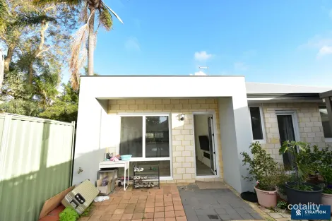 Property photo of 6 Mirrelia Way Riverton WA 6148