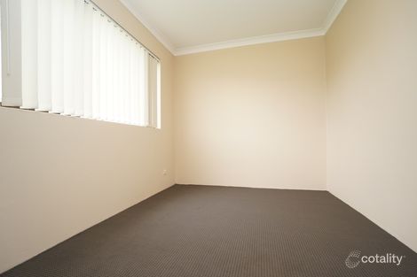 Property photo of 1/6-8 Fairlight Avenue Fairfield NSW 2165