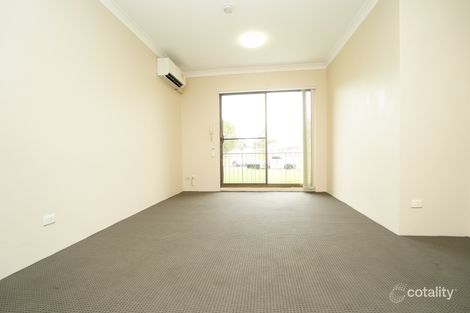 Property photo of 1/6-8 Fairlight Avenue Fairfield NSW 2165