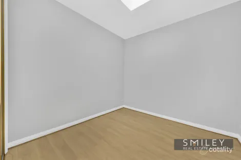 Property photo of 36 Lithic Road Craigieburn VIC 3064