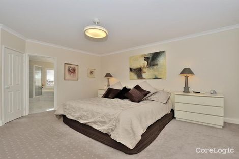 Property photo of 4 Pond Court San Remo WA 6210