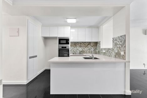 Property photo of 30/10 Ovens Street Griffith ACT 2603
