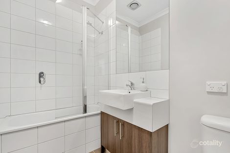 Property photo of 14/24 Healesville Loop Craigieburn VIC 3064