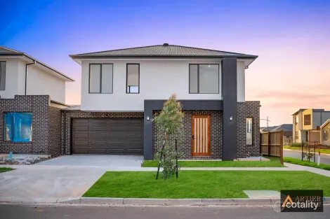 9 Deanside Dr, Deanside, VIC 3336