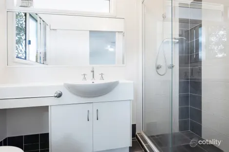 Property photo of 8/12-14 Fleet Drive Kippa-Ring QLD 4021