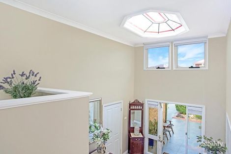 12 Candlewood St, Bossley Park, NSW 2176